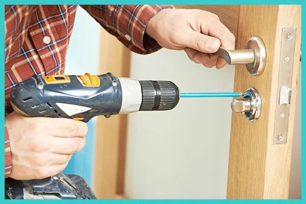 Advanced Locksmith Service Lake Dallas, TX 972-737-2823 - 13-new-locks-20installation