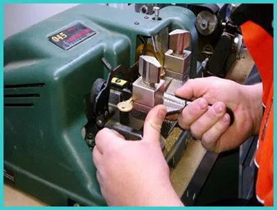 Advanced Locksmith Service Lake Dallas, TX 972-737-2823 - 18-key-making